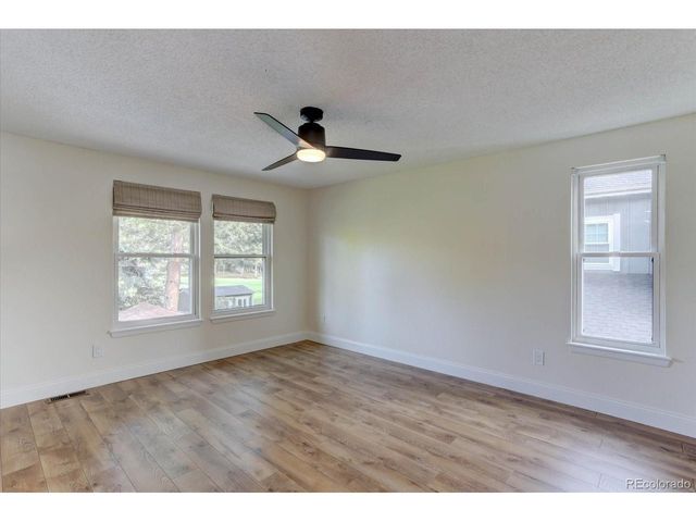 7643 Sunshine Peak, Littleton, CO 80127