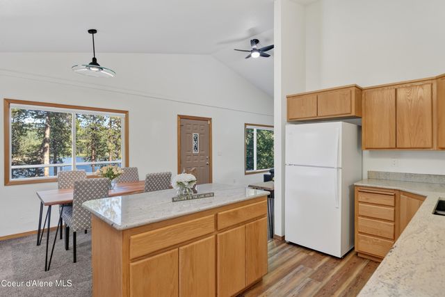 14979 N Shenandoah DR, Hayden, ID 83835