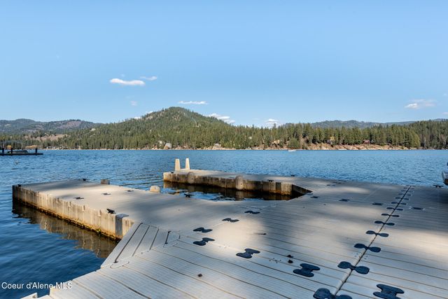14979 N Shenandoah DR, Hayden, ID 83835
