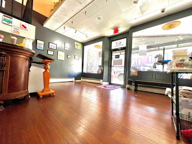 62 Merchants Row, Rutland City, VT 05701