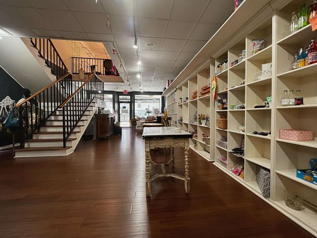 62 Merchants Row, Rutland City, VT 05701