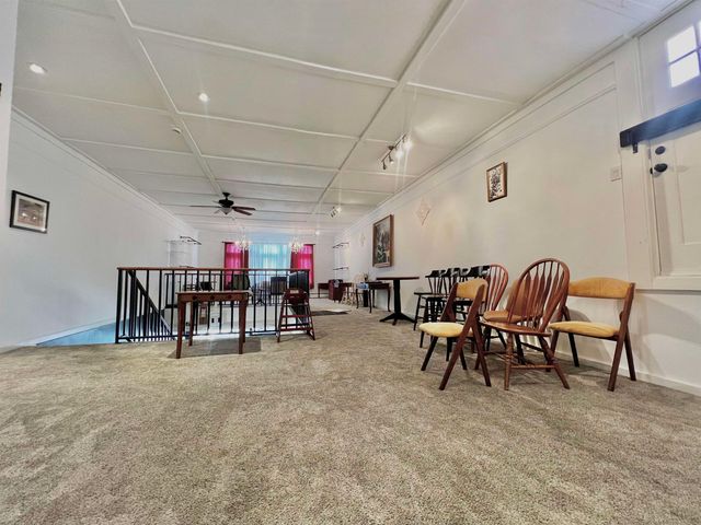 62 Merchants Row, Rutland City, VT 05701