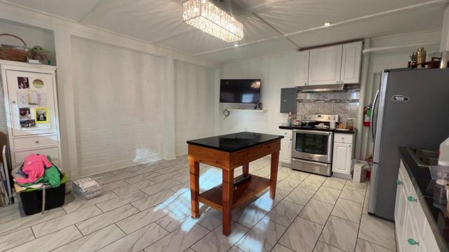 62 Merchants Row, Rutland City, VT 05701