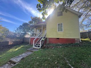 2613 W 6th Street, Little Rock, AR 72205