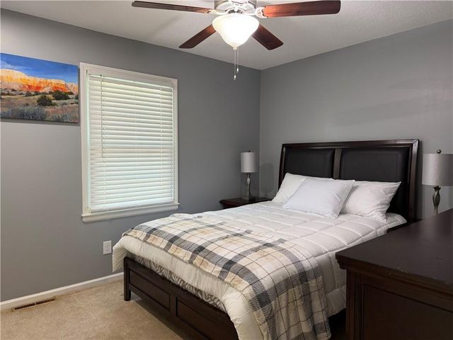 8026 Blue Ridge Boulevard, Kansas City, MO 64138