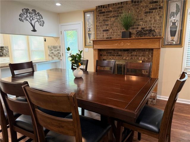 8026 Blue Ridge Boulevard, Kansas City, MO 64138
