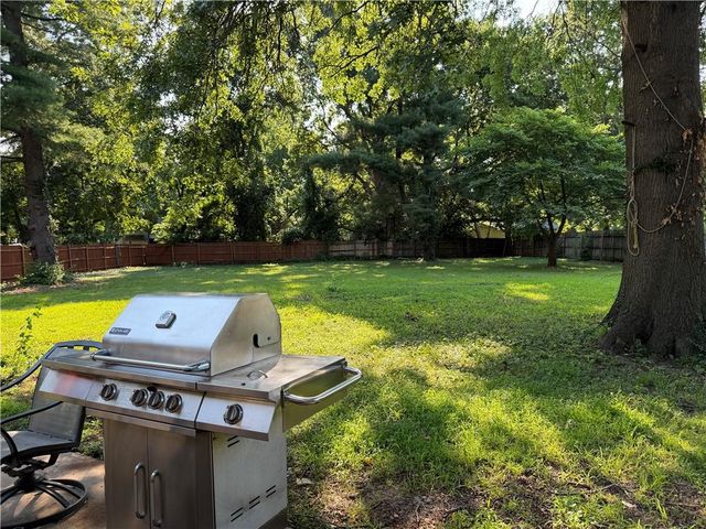8026 Blue Ridge Boulevard, Kansas City, MO 64138