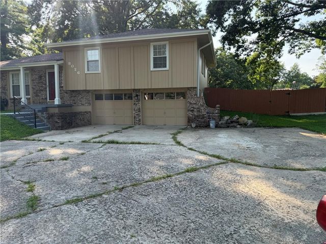 8026 Blue Ridge Boulevard, Kansas City, MO 64138