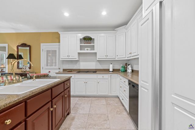 100 S Haven Court, Macon, GA 31210