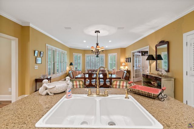 100 S Haven Court, Macon, GA 31210