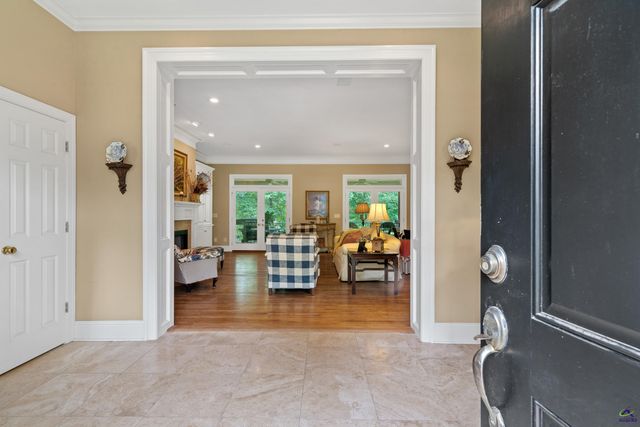 100 S Haven Court, Macon, GA 31210