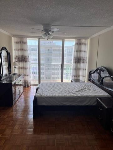 18051 Biscayne Boulevard 1905, Aventura, FL 33160