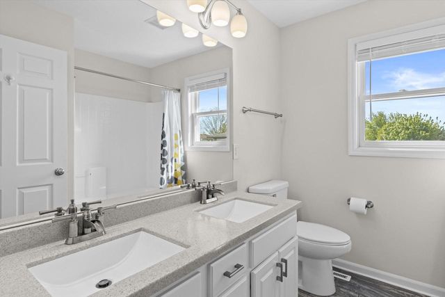 7105 Maple Point Drive, Madison, WI 53719