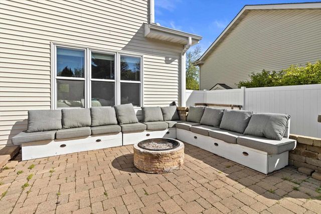 7105 Maple Point Drive, Madison, WI 53719