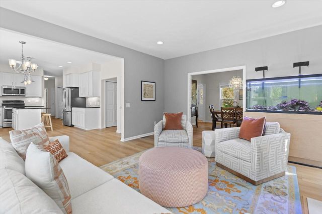 7105 Maple Point Drive, Madison, WI 53719