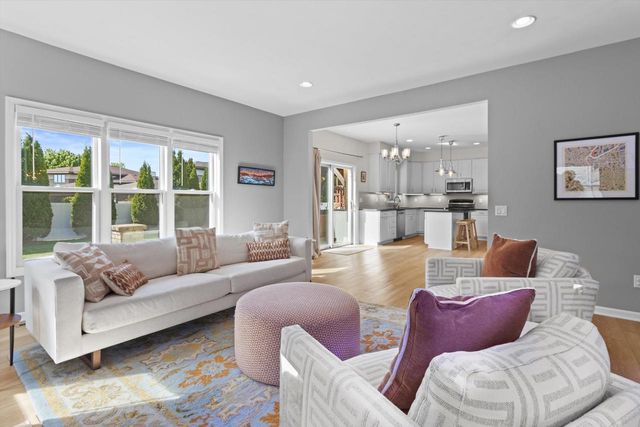 7105 Maple Point Drive, Madison, WI 53719