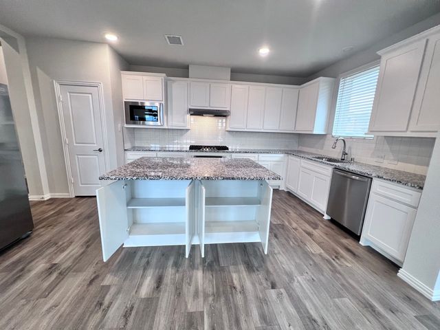 6226 Muller Creek Drive, Celina, TX 75009