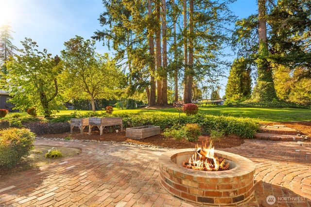 18928 NE 150th Street, Woodinville, WA 98072