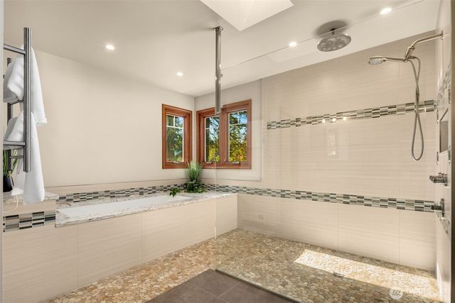 18928 NE 150th Street, Woodinville, WA 98072