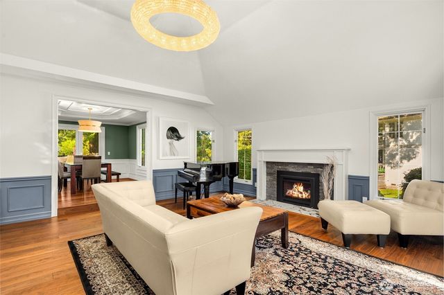 18928 NE 150th Street, Woodinville, WA 98072