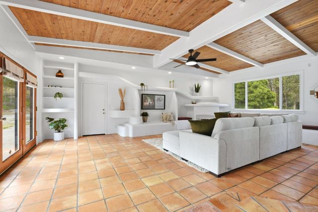 49 Frisch Road, Salinas, CA 93907