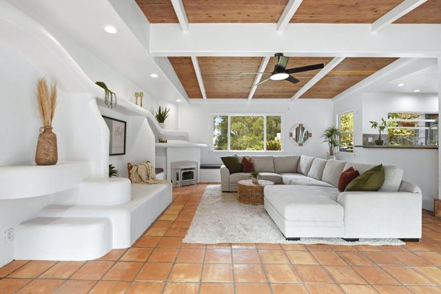 49 Frisch Road, Salinas, CA 93907