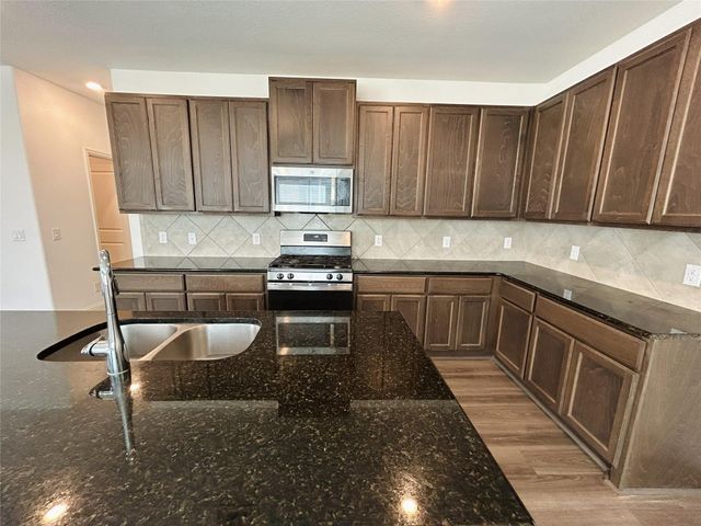 749 Lake Lacosta Drive, Katy, TX 77493