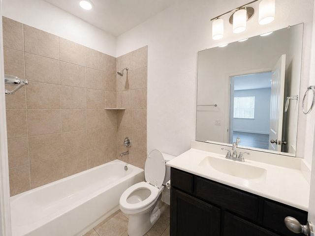 749 Lake Lacosta Drive, Katy, TX 77493