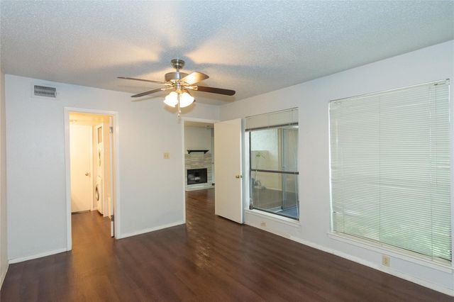 3115 Helms ST 106, Austin, TX 78705