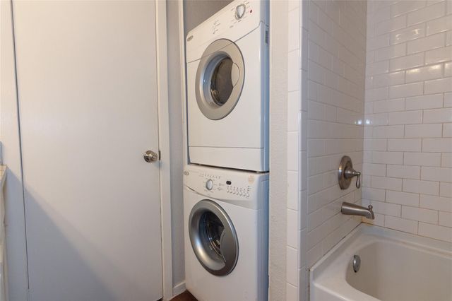 3115 Helms ST 106, Austin, TX 78705