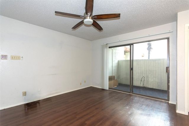 3115 Helms ST 106, Austin, TX 78705