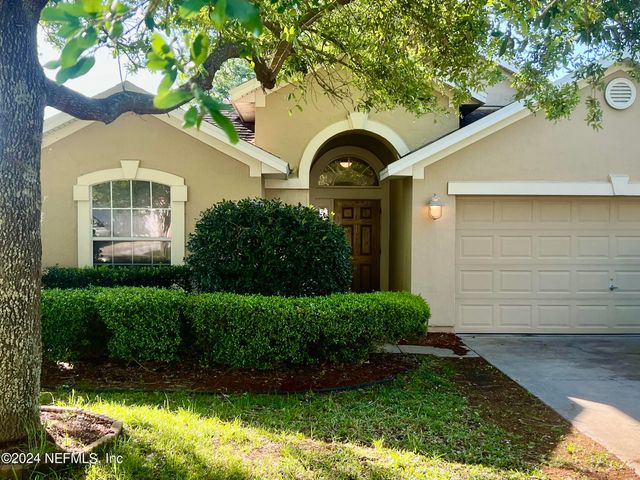 13407 DEVAN LEE Drive E, Jacksonville, FL 32226