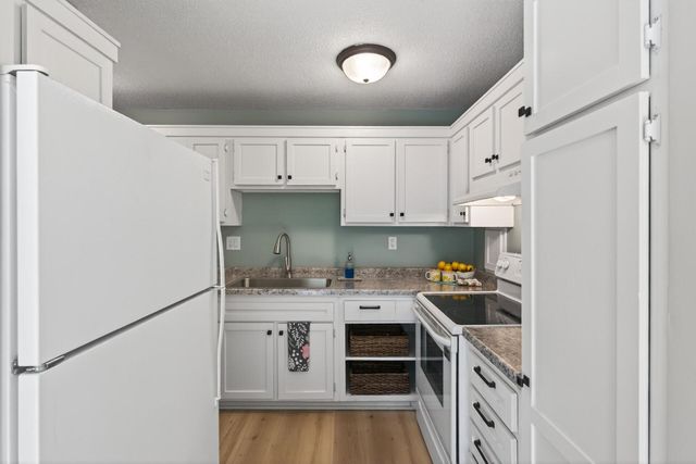 3319 Lower 67th Street E -, Inver Grove Heights, MN 55076