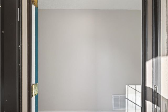 3319 Lower 67th Street E -, Inver Grove Heights, MN 55076