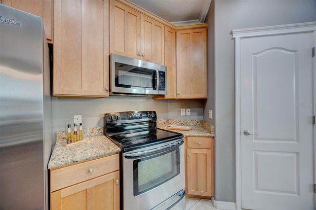 6020 FISHHAWK CROSSING BOULEVARD NA, Lithia, FL 33547