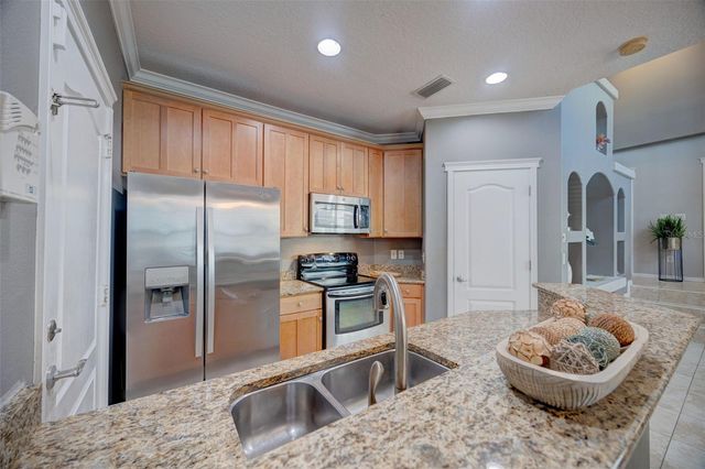 6020 FISHHAWK CROSSING BOULEVARD NA, Lithia, FL 33547