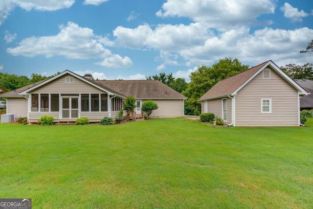 6362 Chestnut Parkway, Flowery Branch, GA 30542