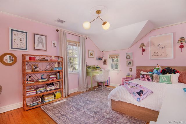 16 Bertha Place, Irvington, NY 10533