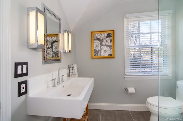 16 Bertha Place, Irvington, NY 10533