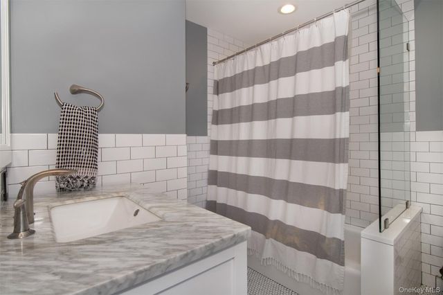 16 Bertha Place, Irvington, NY 10533