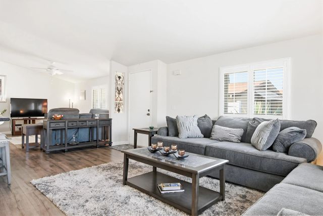 1723 Kiwi Gln, Escondido, CA 92026