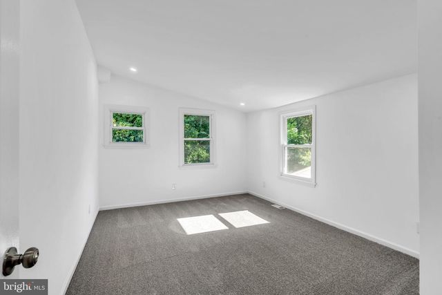 307 JONES AVE, Burlington, NJ 08016