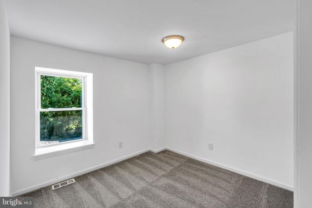 307 JONES AVE, Burlington, NJ 08016