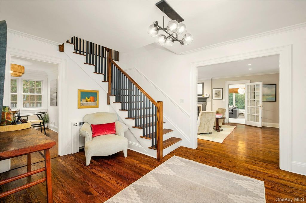 11 South Drive, Larchmont, NY 10538 — photo 5