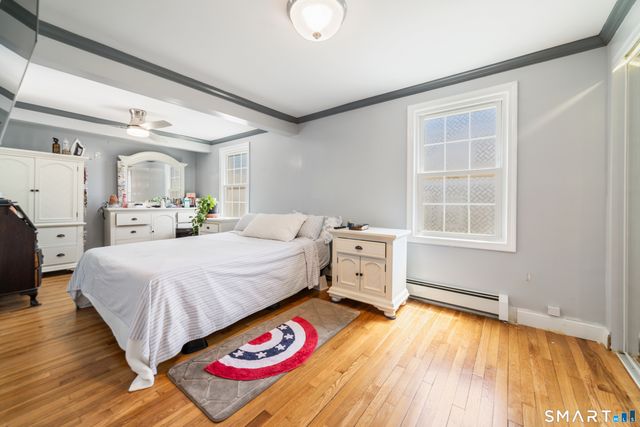 15 Fenway Drive, Hamden, CT 06517