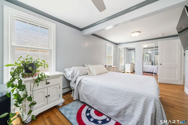 15 Fenway Drive, Hamden, CT 06517