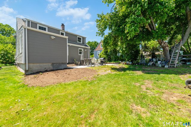 15 Fenway Drive, Hamden, CT 06517