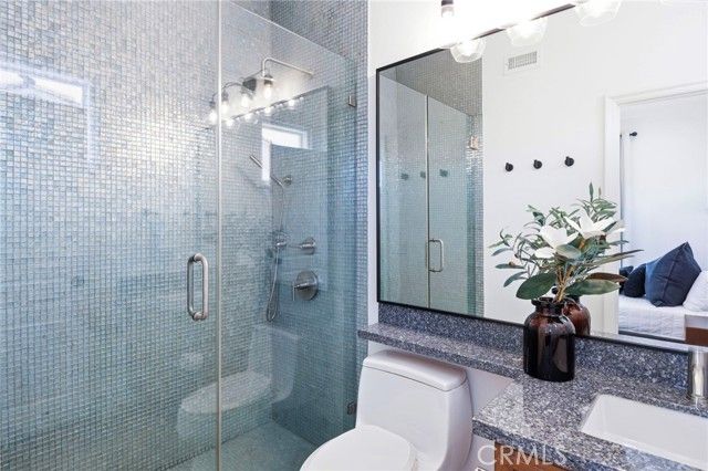 21 Portmarnoch Court, Laguna Hills, CA 92679