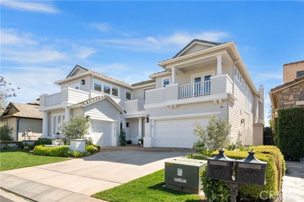 21 Portmarnoch Court, Laguna Hills, CA 92679