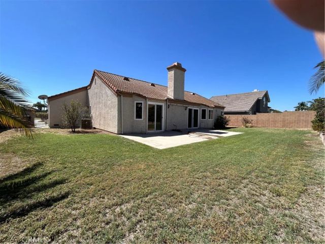 1210 W Cimarron, Rialto, CA 92377